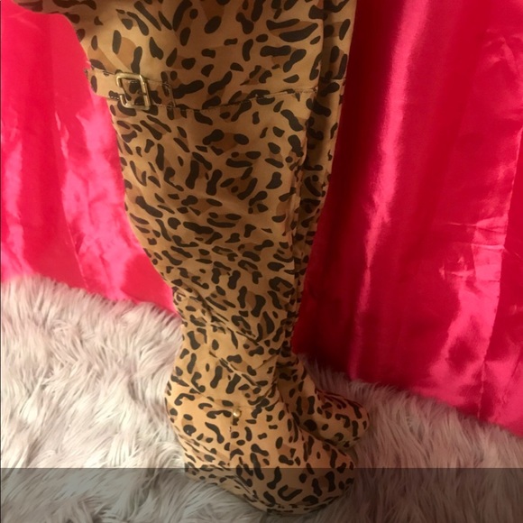 Cheetah boots - Picture 2 of 2